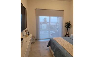 Se Vende Apartamento Vista al Mar en Playa Escondida