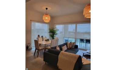 Se Vende Apartamento Vista al Mar en Playa Escondida