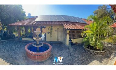 VENTA de Espectacular CASA- San Carlos