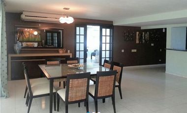 Venta de Espectacular Casa en el Golf de Coronado