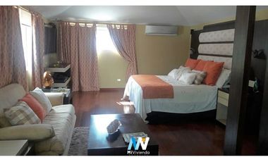 Venta de Espectacular Casa en el Golf de Coronado