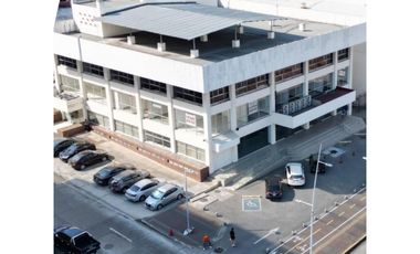 Via España, 2,300m2 mas 775m2  azotea, 3 plantas suelo RM3C2