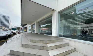 Via España, 2,300m2 mas 775m2  azotea, 3 plantas suelo RM3C2