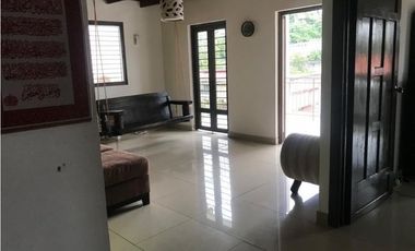 SE VENDE CASA EN BETANIA 420M2