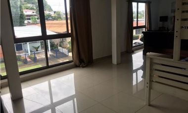 SE VENDE CASA EN BETANIA 420M2