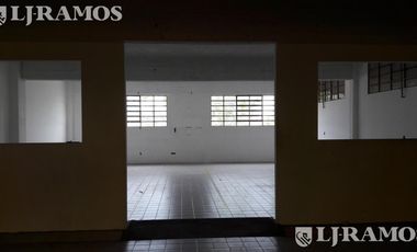 Depósito en  Venta en Villa Ballester