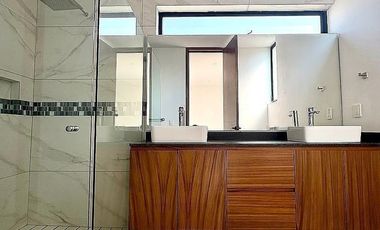 Estrena Casa en Venta en Coto, Bosques Vallarta