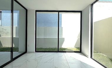 Estrena Casa en Venta en Coto, Bosques Vallarta