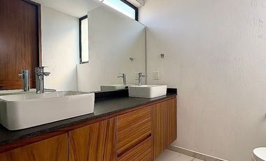 Estrena Casa en Venta en Coto, Bosques Vallarta