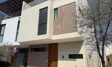 Estrena Casa en Venta en Coto, Bosques Vallarta