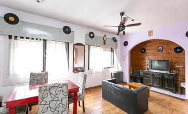 Local a la calle con galpón y departamento a la venta en Pilar centro