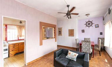 Local a la calle con galpón y departamento a la venta en Pilar centro