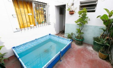 Local a la calle con galpón y departamento a la venta en Pilar centro