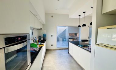 Casa - Venta