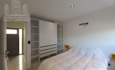 Excelente departamento 3 ambientes al frente Sarmiento y Newbery!!