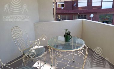 Excelente departamento 3 ambientes al frente Sarmiento y Newbery!!