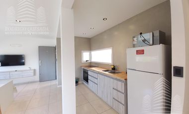 Excelente departamento 3 ambientes al frente Sarmiento y Newbery!!