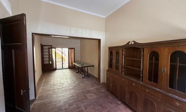 VENTA - SANTA FE - CASA - 3 DORMITORIOS - OPORTUNIDAD- BARRIO SUR