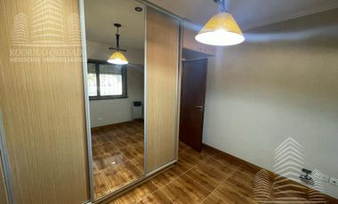 CASA TIPO PH- C/COCHERA-P.B