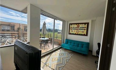 VENDO CASA ESQUINERA CON BAÑO EN CADA HABITACION  EN CAJICA