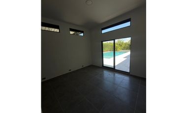 Casa campestre independiente para arriendo en Cerritos, Pereira!!!
