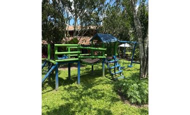 VENDO CHALET PLANO CON FRUTALES Y BIEN UBICADO EN QUIMBAYA