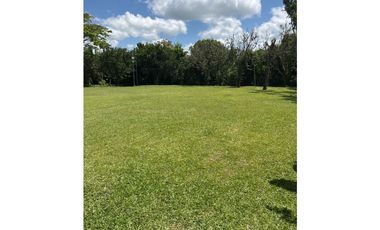 VENDO CHALET PLANO CON FRUTALES Y BIEN UBICADO EN QUIMBAYA