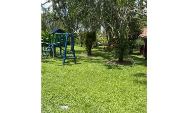 VENDO CHALET PLANO CON FRUTALES Y BIEN UBICADO EN QUIMBAYA