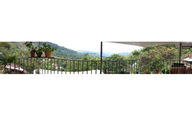 FINCA PRODUCTIVA EN VENTA EN RIO FRIO SALONICA VALLE DEL CAUCA