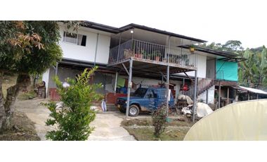 FINCA PRODUCTIVA EN VENTA EN RIO FRIO SALONICA VALLE DEL CAUCA