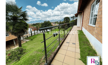 CASA CAMPRESTE EN ARRIENDO – UNIDAD CERRADA