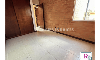 CASA CAMPRESTE EN ARRIENDO – UNIDAD CERRADA