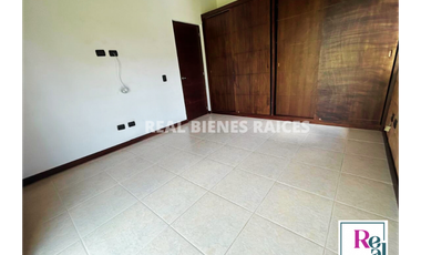 CASA CAMPRESTE EN ARRIENDO – UNIDAD CERRADA