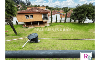 CASA CAMPRESTE EN ARRIENDO – UNIDAD CERRADA