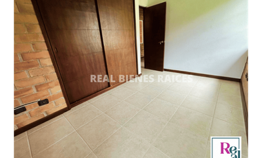 CASA CAMPRESTE EN ARRIENDO – UNIDAD CERRADA