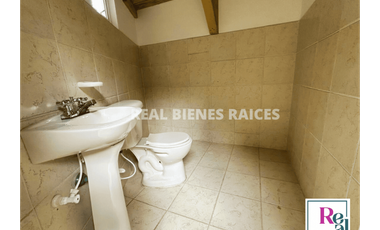 CASA CAMPRESTE EN ARRIENDO – UNIDAD CERRADA