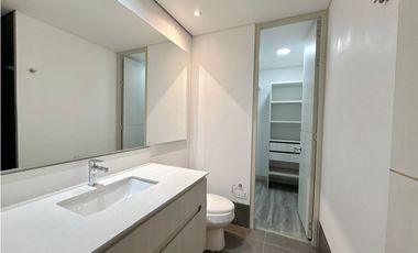 Apartaestudio para la renta tradicional en el Poblado, piso 17