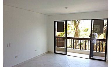 APARTAMENTO EN ARRIENDO EN PRADOMAR