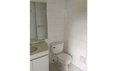 APARTAMENTO EN ARRIENDO EN PRADOMAR