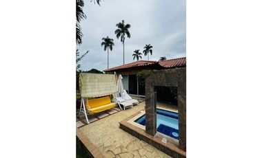 VENTA CASA CAMPESTRE CERRITOS