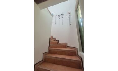 ARRIENDO CASA CAMPESTRE  VIA  ACACIAS