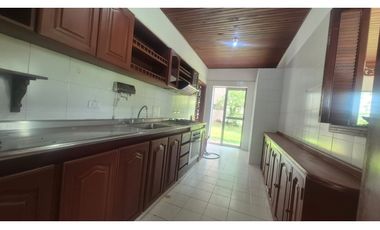 ARRIENDO CASA CAMPESTRE  VIA  ACACIAS
