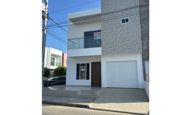 SE VENDE CASA EN ZONA  ORIENTE DE MONTERIA.