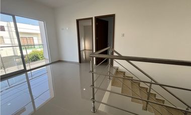 SE VENDE CASA EN ZONA  ORIENTE DE MONTERIA.