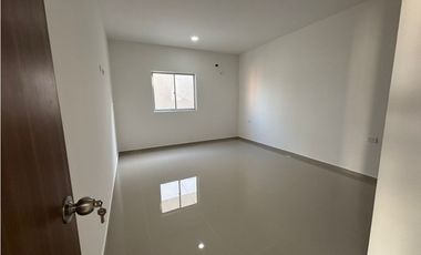 SE VENDE CASA EN ZONA  ORIENTE DE MONTERIA.