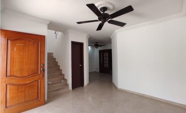 Casa Remodelada en Venta | Quintas de San Pedro