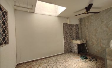 Casa Remodelada en Venta | Quintas de San Pedro