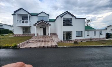 VENTA CASA CAMPESTRE NORTE DE ARMENIA