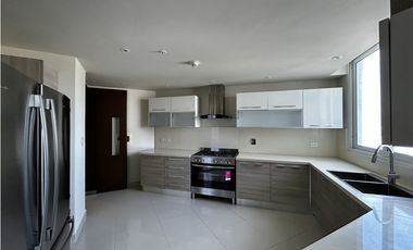 COSTA DEL ESTE / THE REGENT / 202M / 3 HABITACION / AMOBLADO