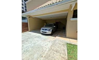Casa en Venta en Urbanización Herbruger, Bella Vista